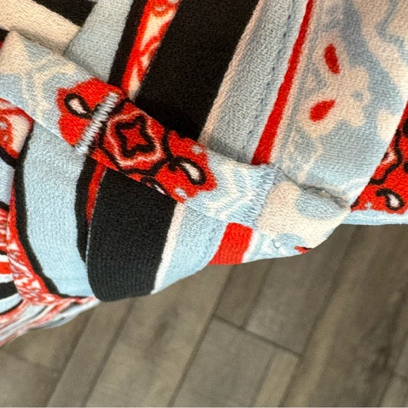 Ann Taylor LOFT Costa Tie Waist Fluid Shorts Size 10 - Picture 3 of 8